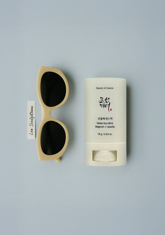 Matte Sun Stick: Mugwort & Camilia